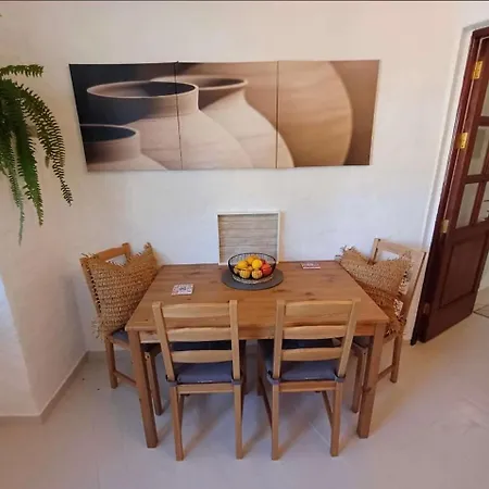 Gaestehaus Casa Roca Fátaga