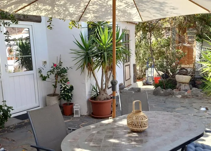 Gaestehaus Casa Roca * Fátaga